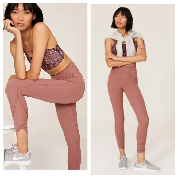 Lululemon
Nulu Craft Mesh Leggings size 6 - Picture 7 of 15